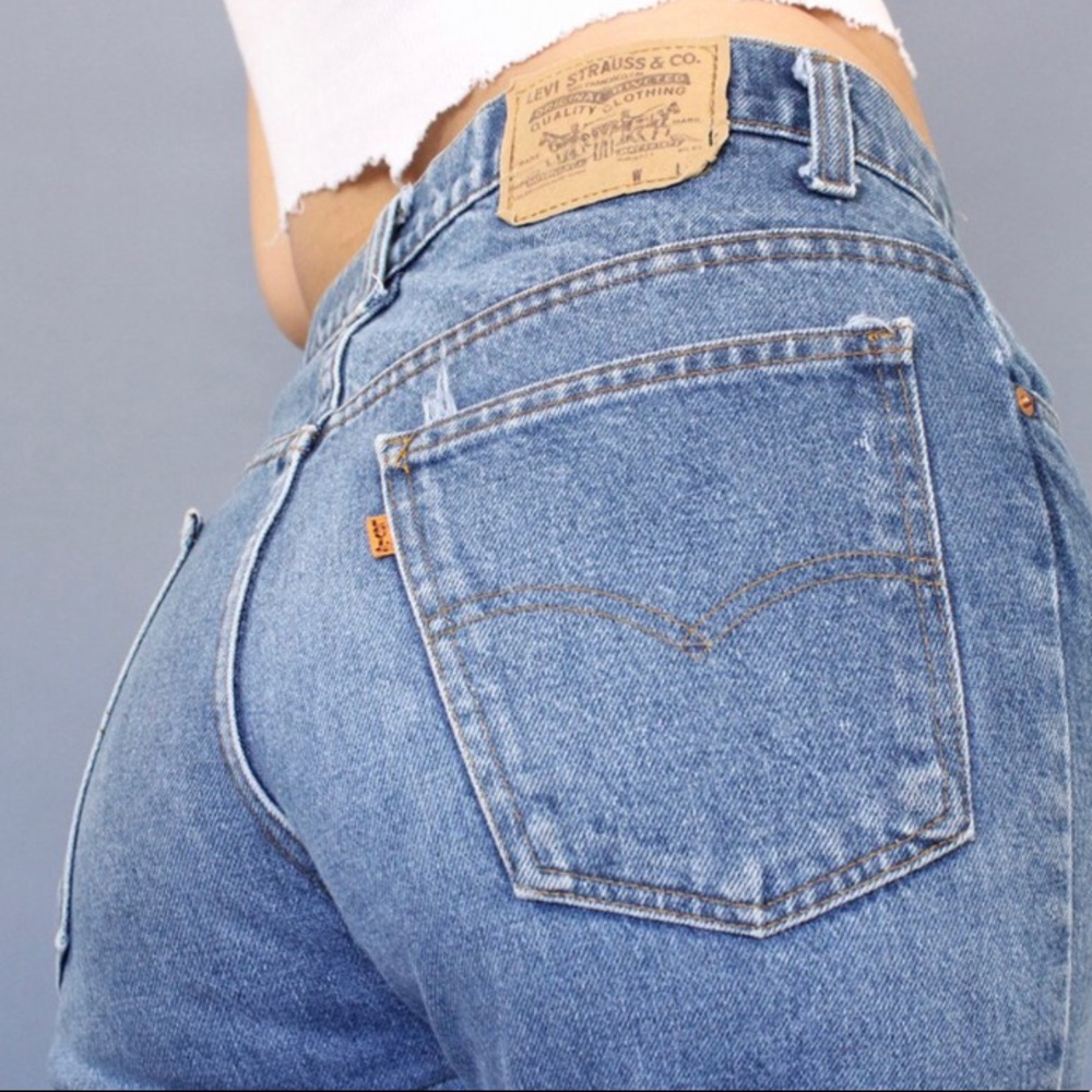 🔥HOST PICK🔥Levi’s Vintage 70s High Waist Jeans